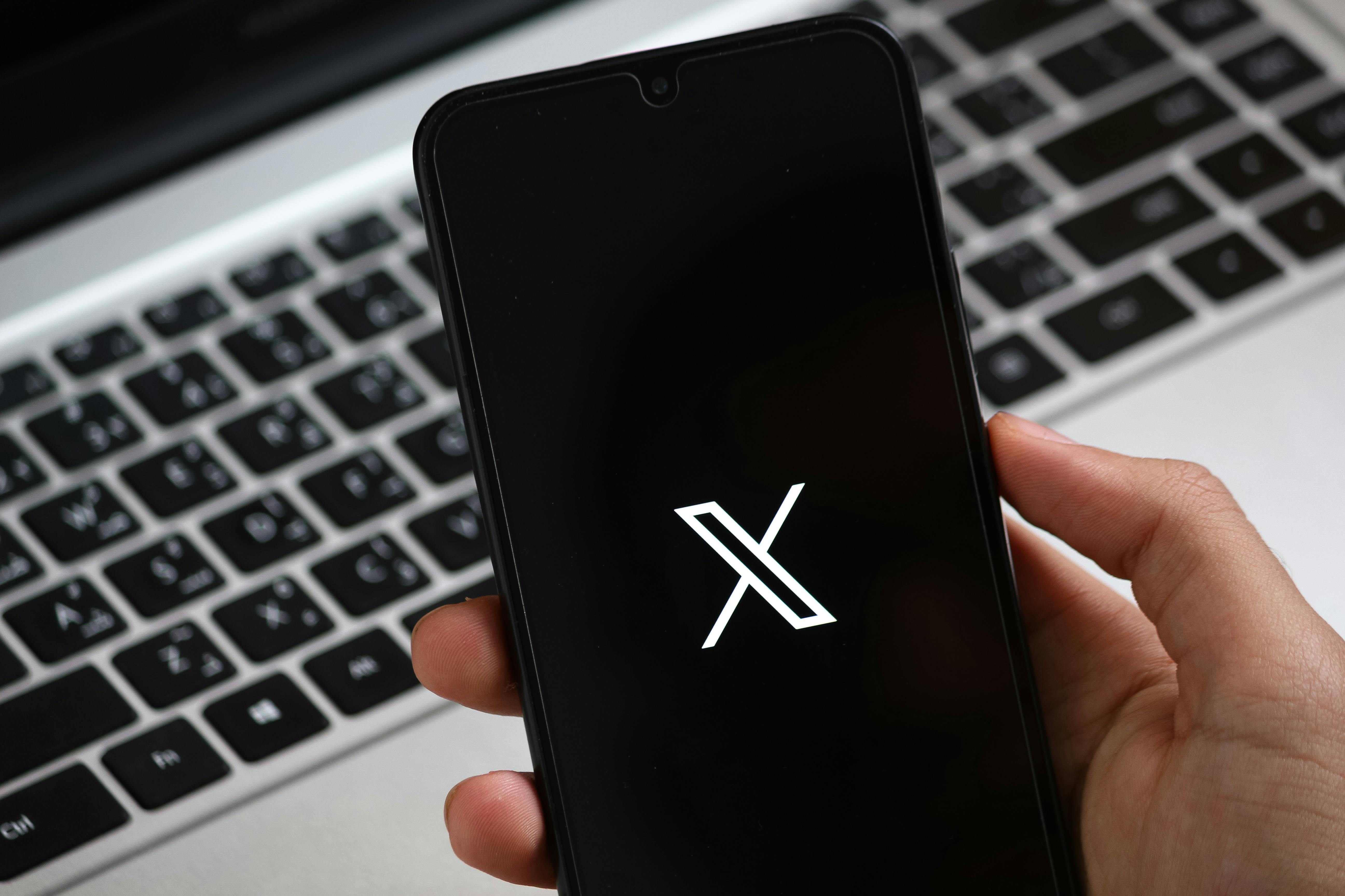 X/Twitter